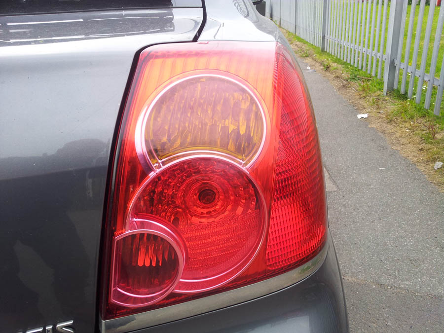 Toyota Avensis T3-X rear-light-drivers